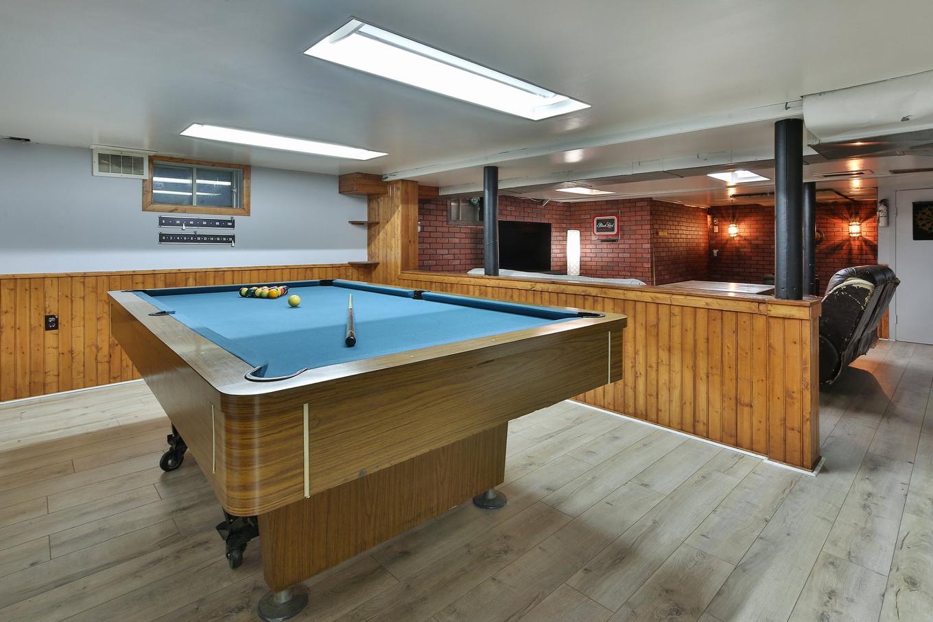 Salle de jeux - 6 Rue Genest, Saint-Jean-Sur-Richelieu, QC - Indoor Photo Showing Other Room