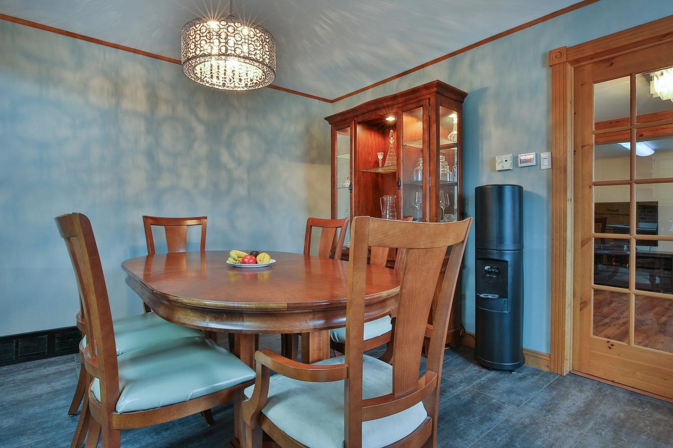 Salle à manger - 6 Rue Genest, Saint-Jean-Sur-Richelieu, QC - Indoor Photo Showing Dining Room