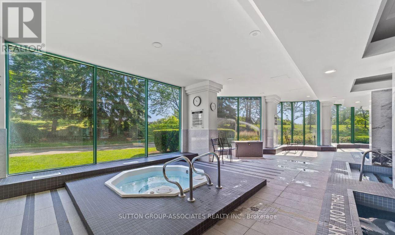 1018 - 7905 Bayview Avenue, Markham, ON - Indoor Photo Showing Other Room