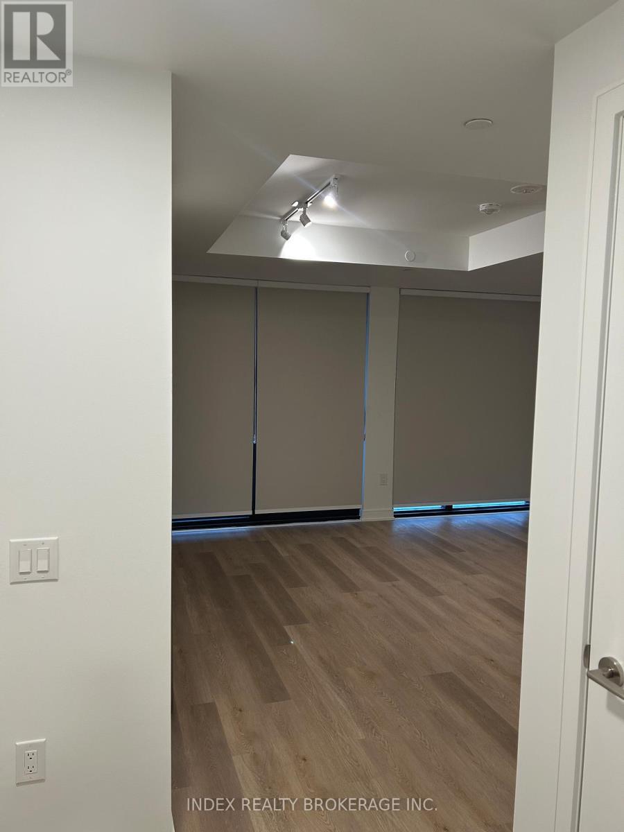 1815 - 3009 Novar Road, Mississauga, ON - Indoor Photo Showing Other Room