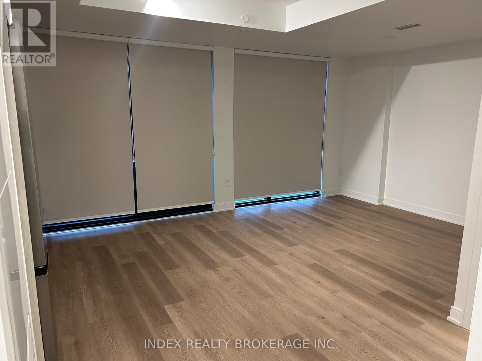 1815 - 3009 Novar Road, Mississauga, ON - Indoor Photo Showing Other Room