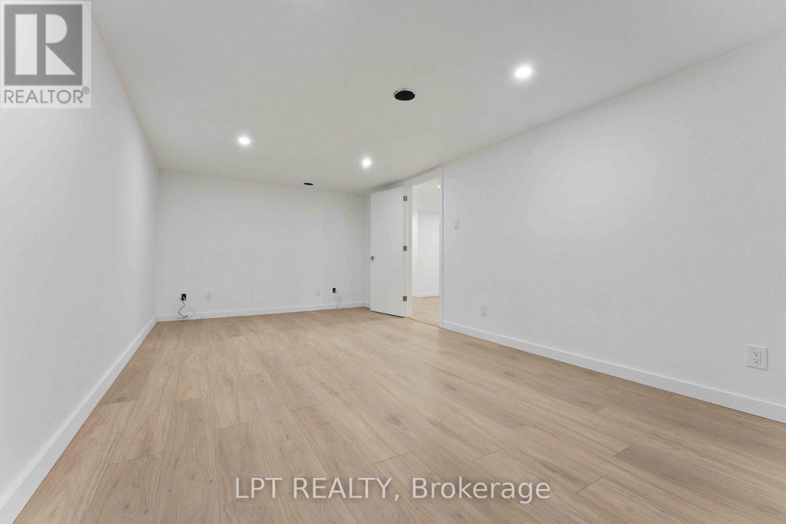 12 - 81 Auriga Drive, Ottawa, ON