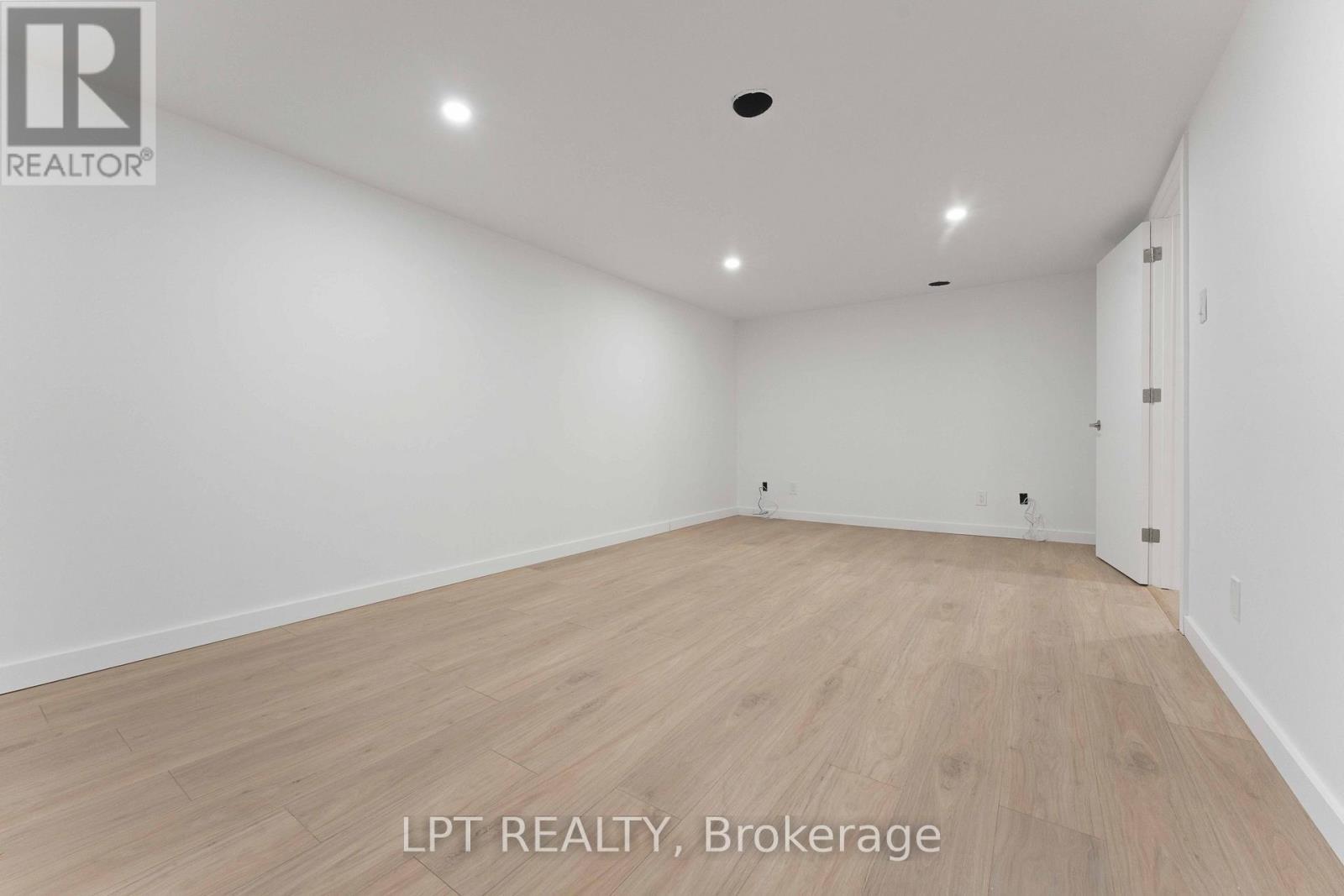 12 - 81 Auriga Drive, Ottawa, ON