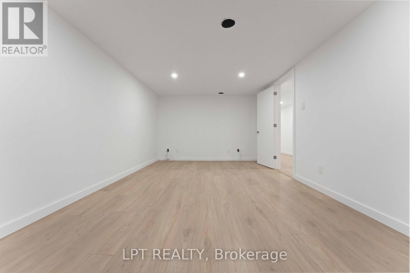 12 - 81 Auriga Drive, Ottawa, ON