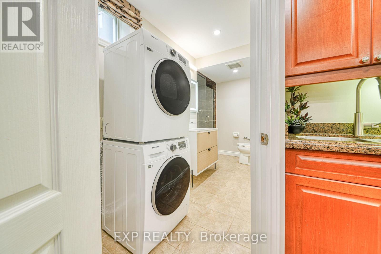 Bsmt - 87 Lowinger Avenue, Hamilton, ON