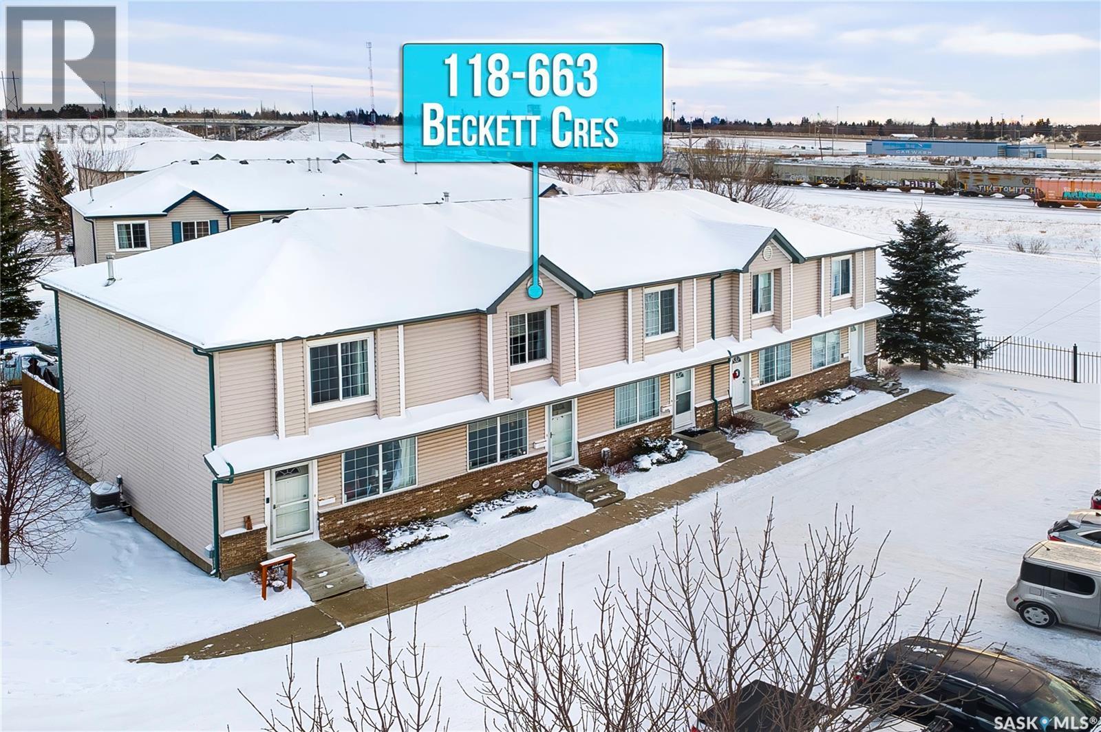 118 663 Beckett Crescent, Saskatoon, SK - Outdoor