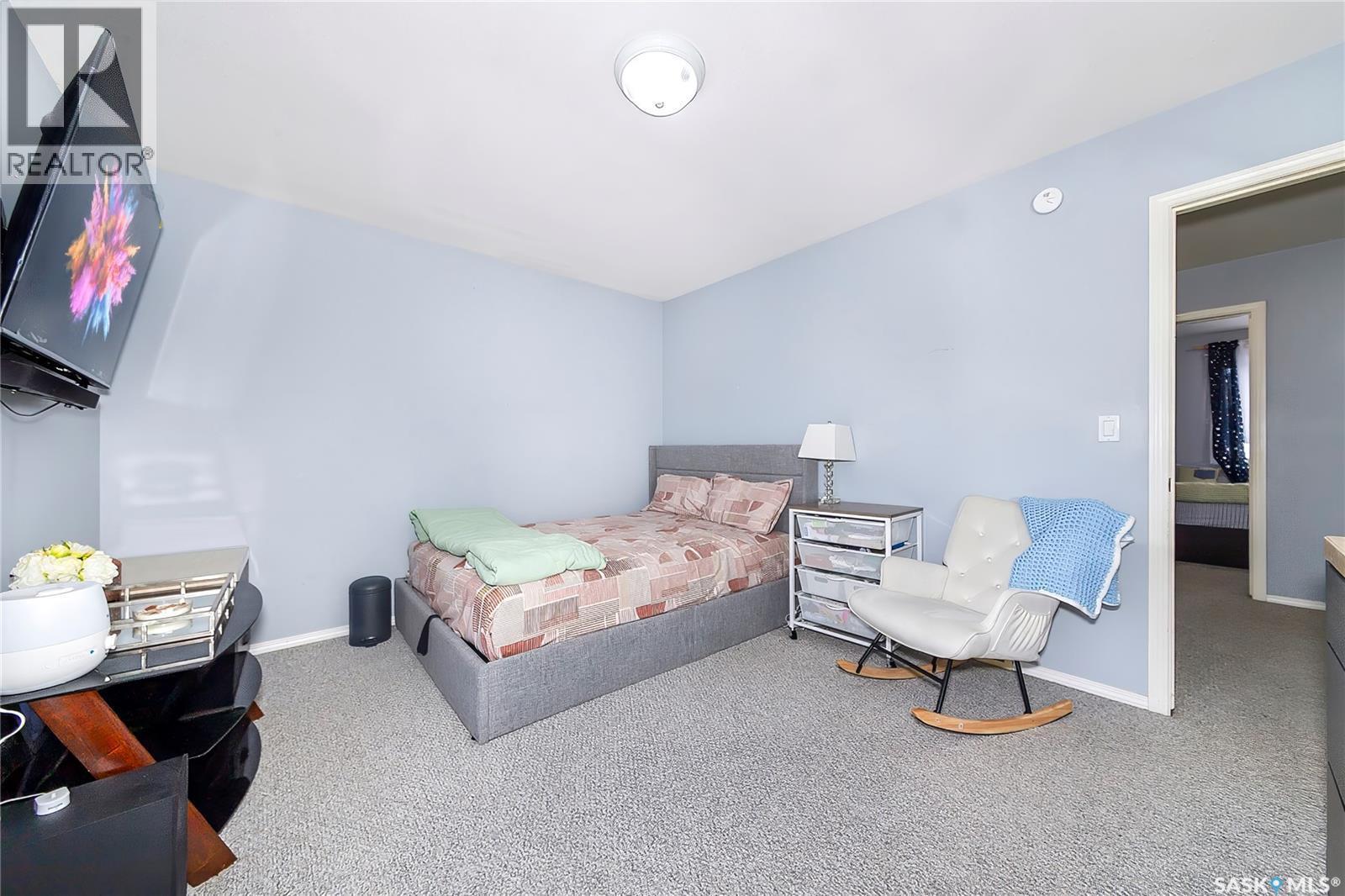 118 663 Beckett Crescent, Saskatoon, SK - Indoor Photo Showing Bedroom