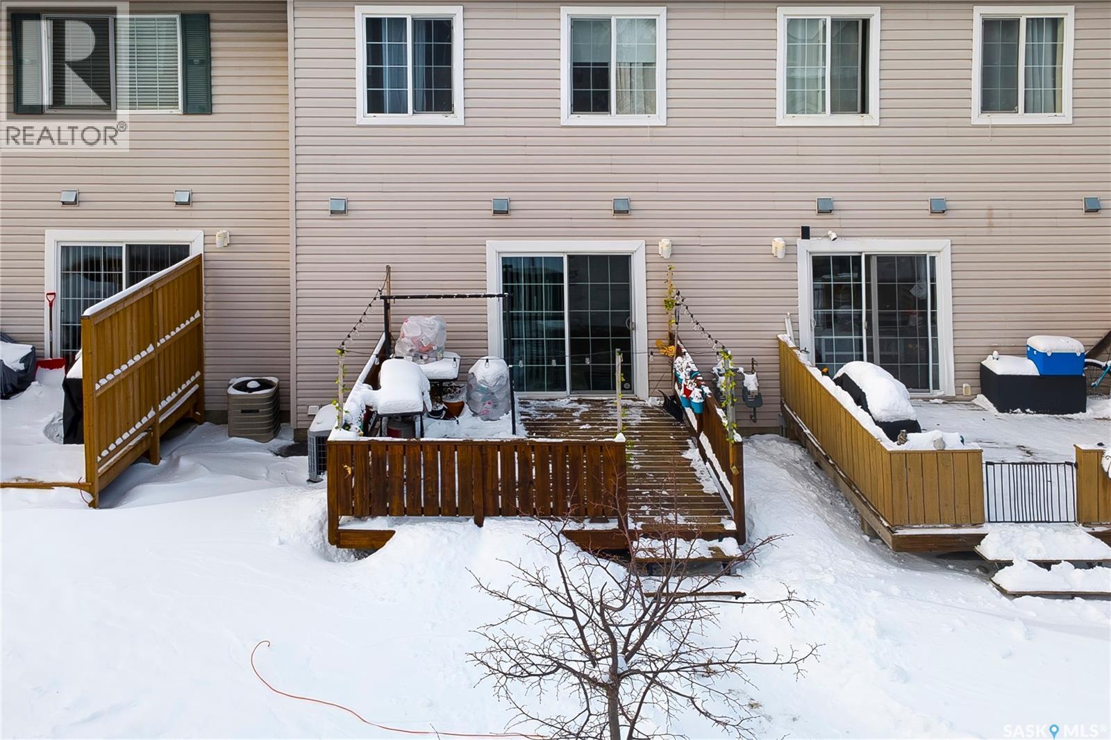 118 663 Beckett Crescent, Saskatoon, SK - Outdoor With Deck Patio Veranda With Exterior