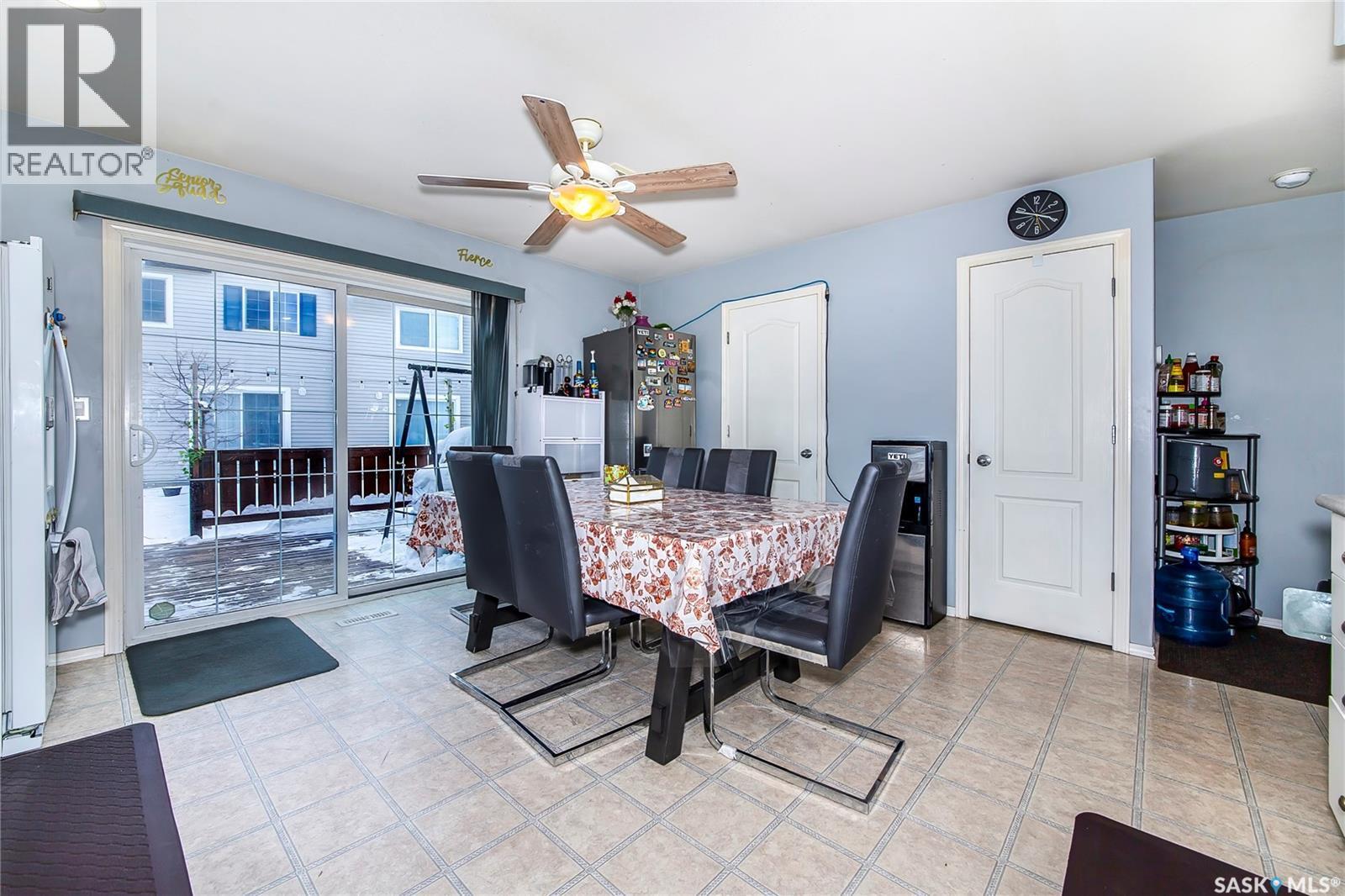 118 663 Beckett Crescent, Saskatoon, SK - Indoor Photo Showing Dining Room