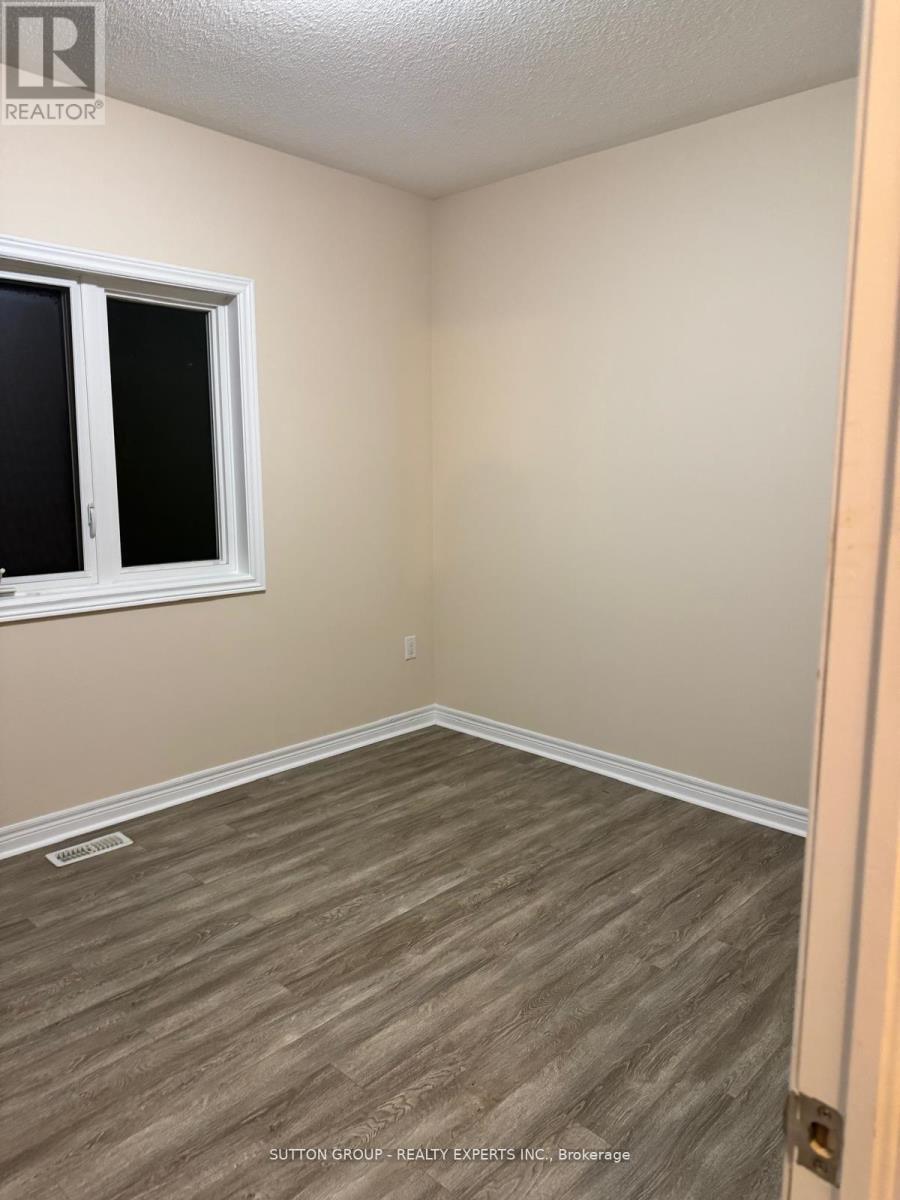 67 Vezna Crescent, Brampton, ON - Indoor Photo Showing Other Room