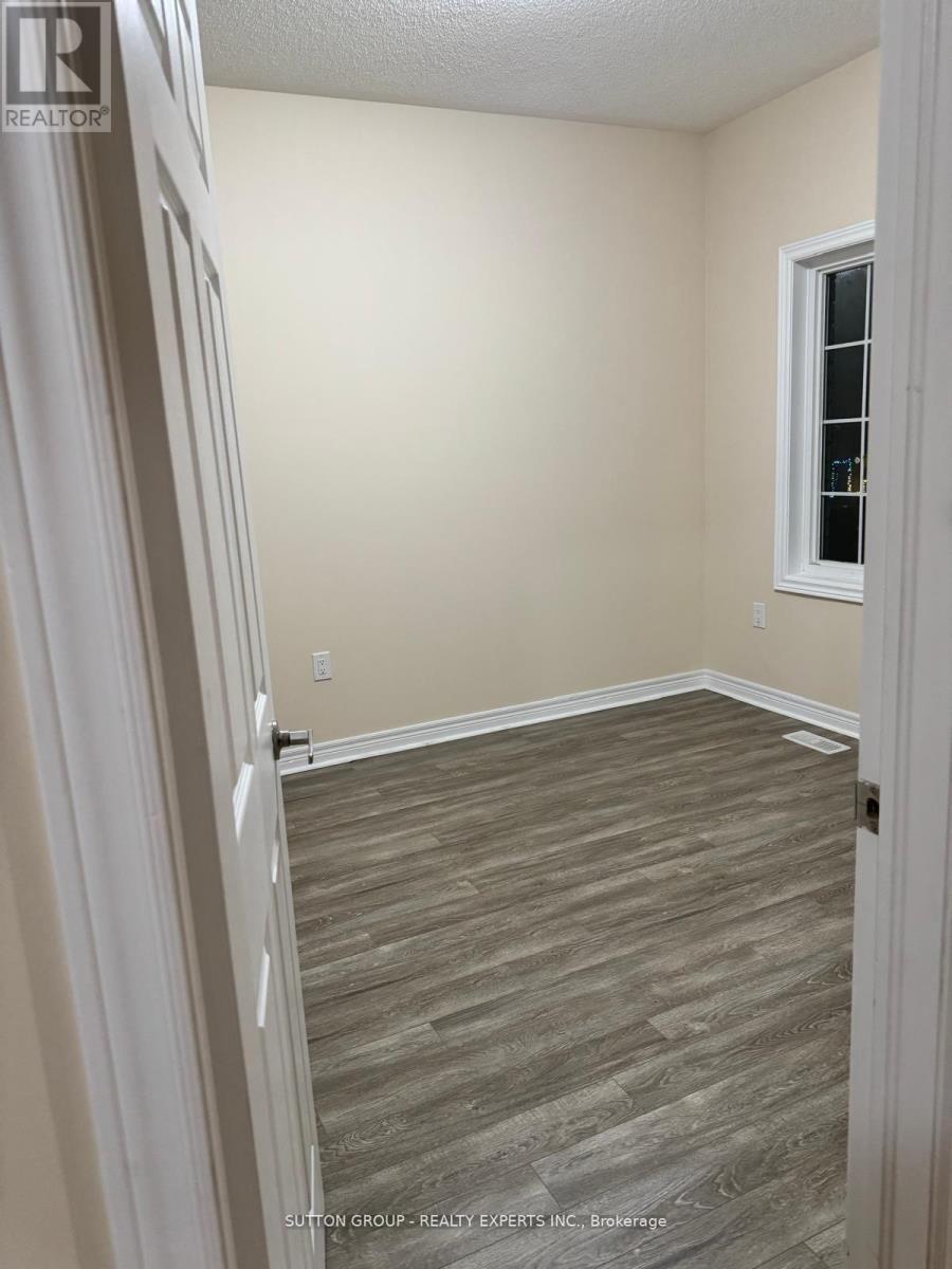 67 Vezna Crescent, Brampton, ON - Indoor Photo Showing Other Room