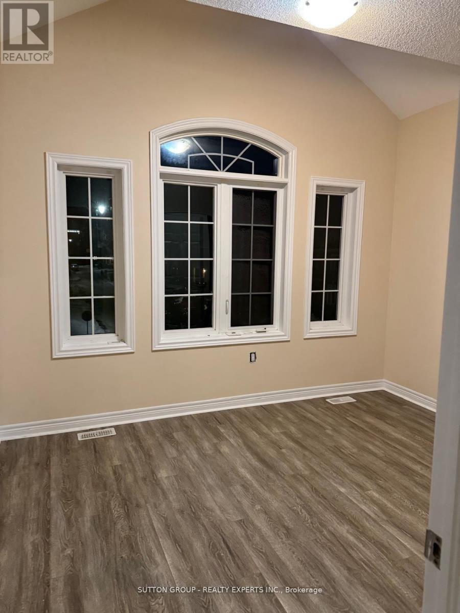 67 Vezna Crescent, Brampton, ON - Indoor Photo Showing Other Room