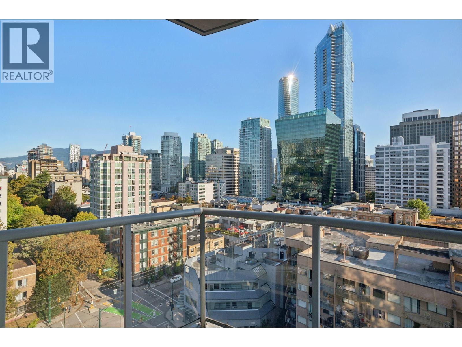 1203 1050 Smithe Street, Vancouver, BC - Outdoor With View