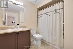 Main bathroom -