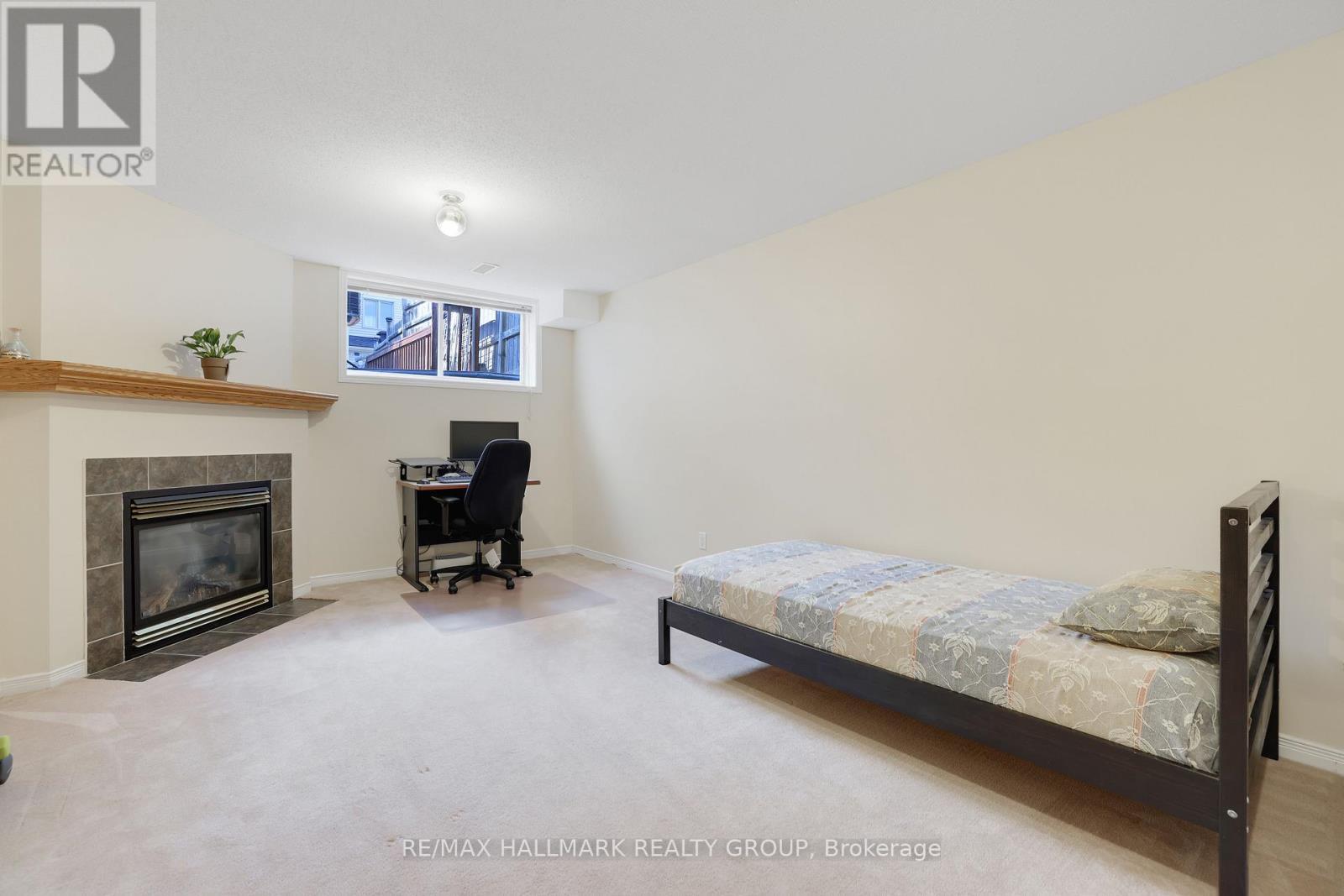 144 Deercroft Avenue, Ottawa, ON - Indoor With Fireplace