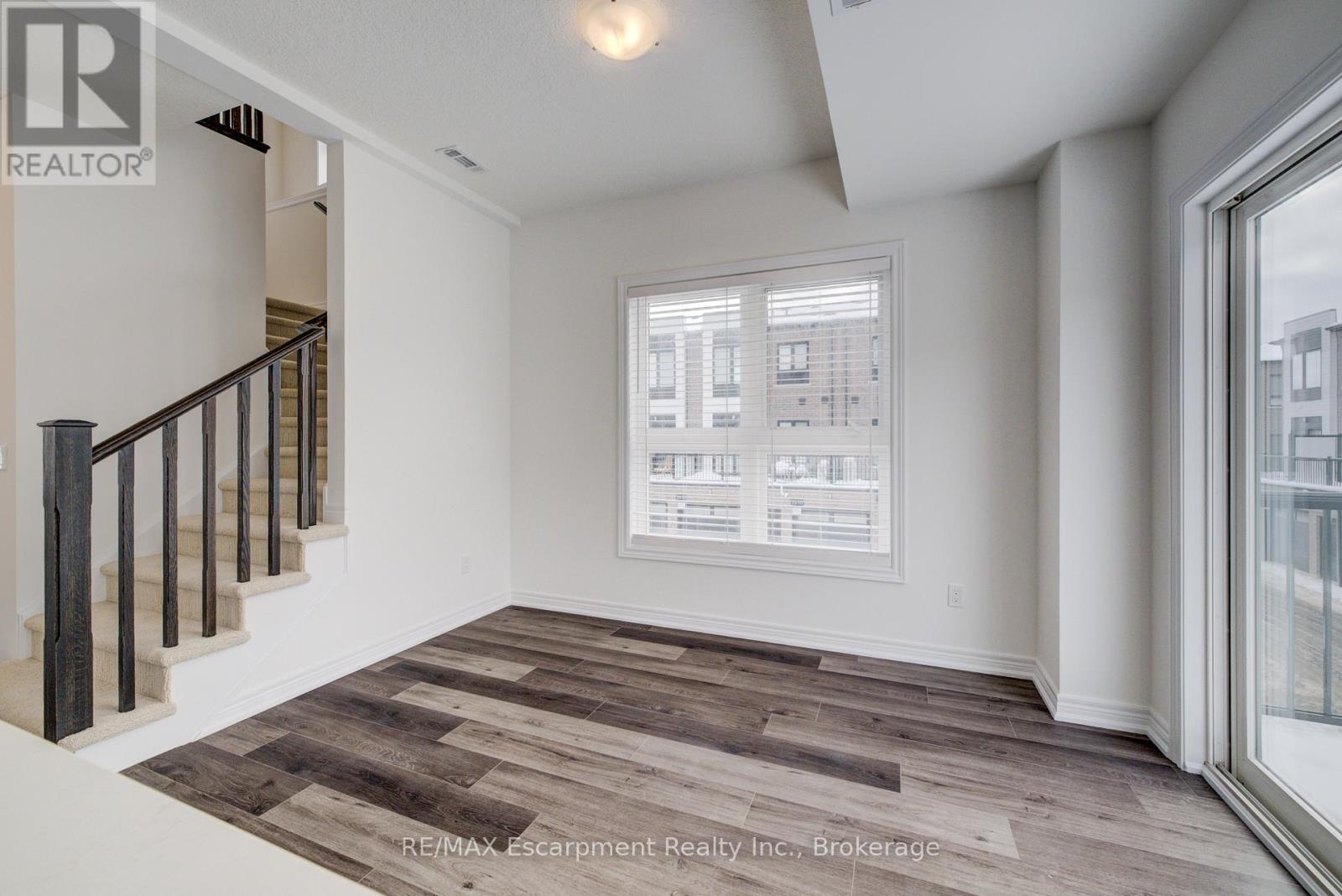 21 - 70 Kenesky Drive N, Hamilton (Waterdown), ON - Indoor Photo Showing Other Room