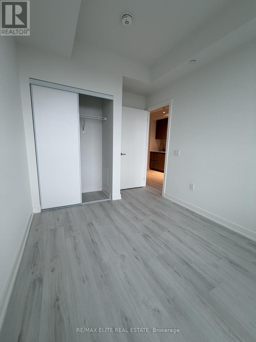 2011S - 110 Broadway Avenue, Toronto, ON - Indoor Photo Showing Other Room