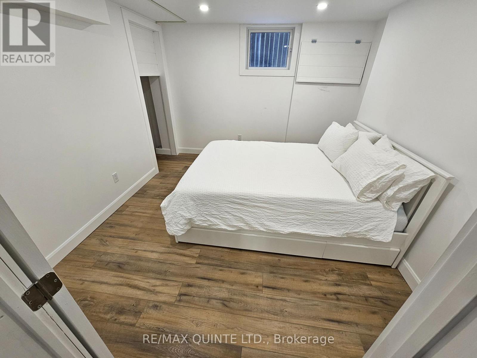 Lower Level - 620 Sidney Street, Belleville (Belleville Ward), ON - Indoor Photo Showing Bedroom