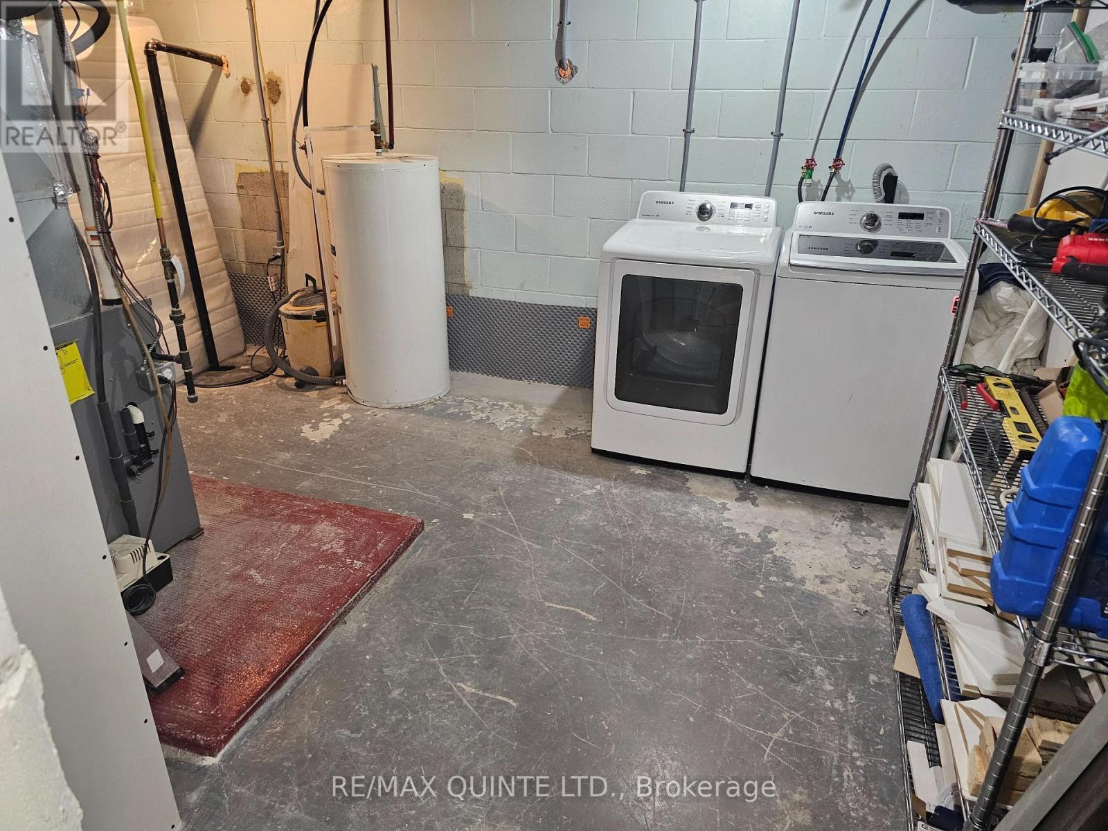 Lower level - 620 Sidney Street, Belleville (Belleville Ward), ON - Indoor Photo Showing Laundry Room