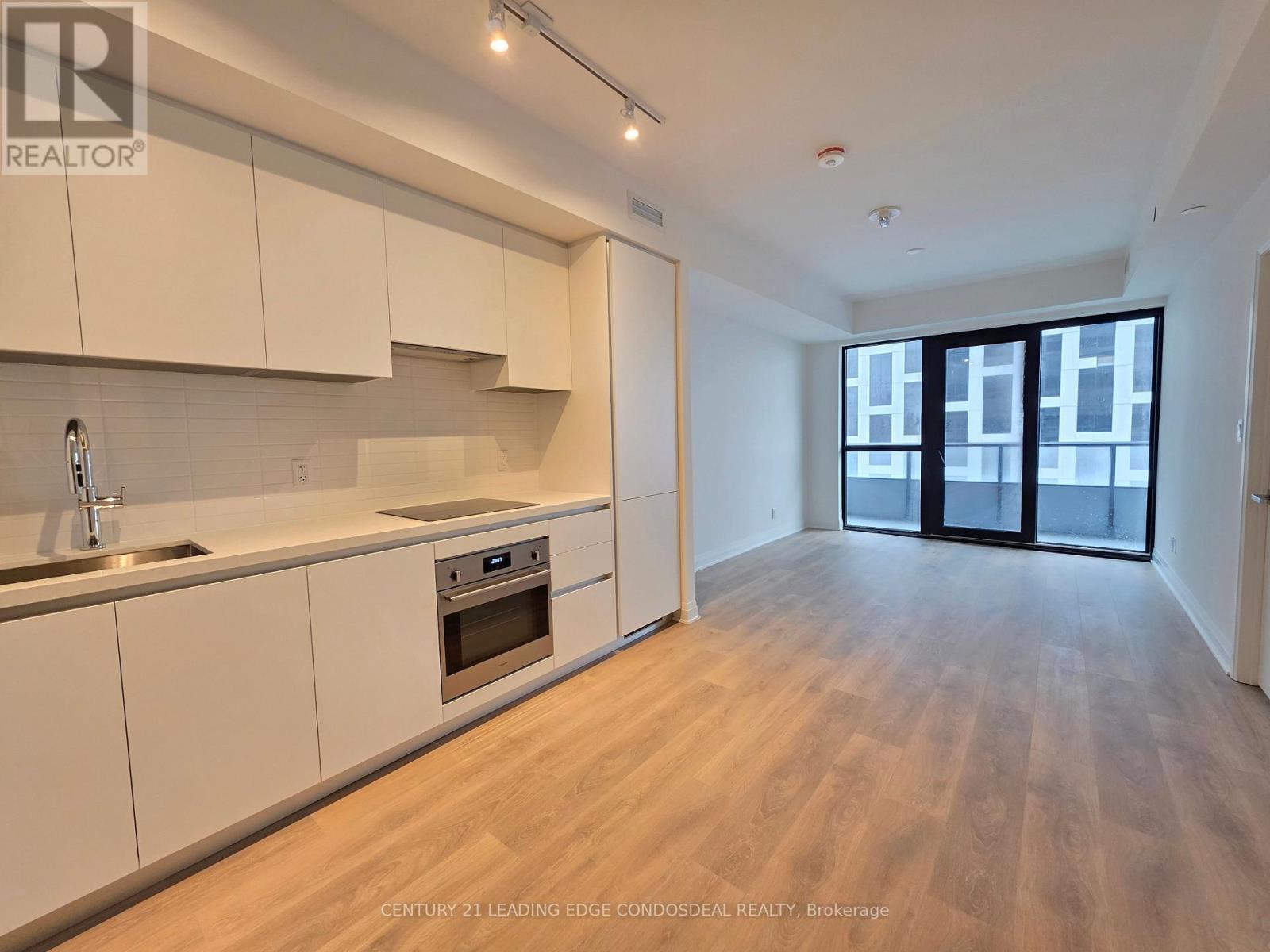 3201 - 4015 The Exchange, Mississauga, ON - Indoor Photo Showing Kitchen