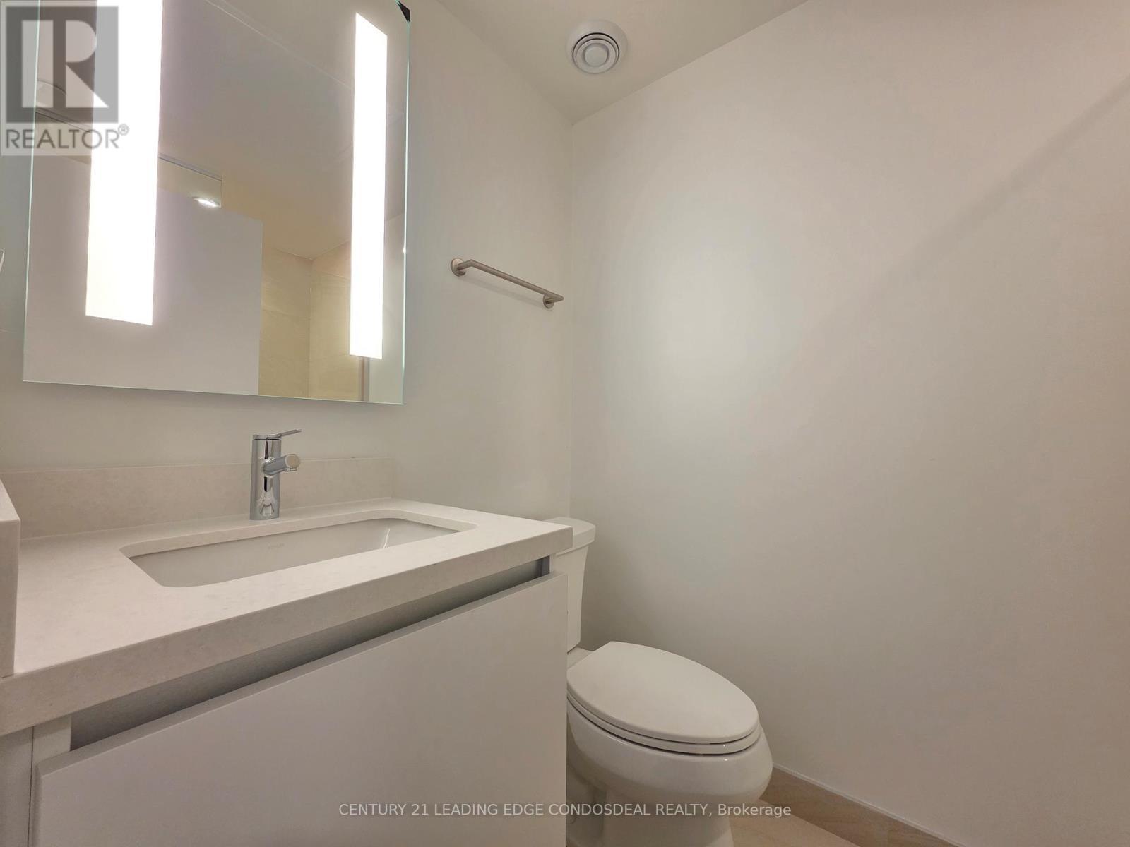 3201 - 4015 The Exchange, Mississauga, ON - Indoor Photo Showing Bathroom