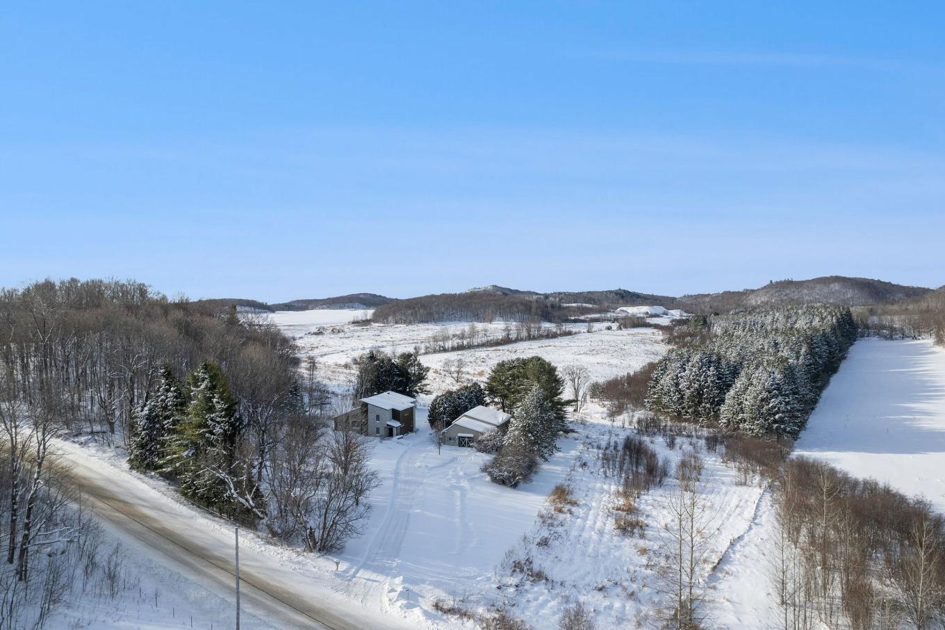 Aerial photo - 511 Rg St-Louis, Saint-André-Avellin, QC - Outdoor With View