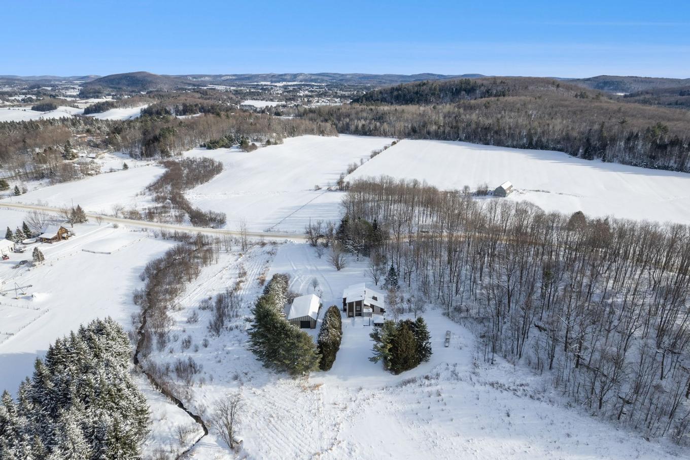 Aerial photo - 511 Rg St-Louis, Saint-André-Avellin, QC - Outdoor With View