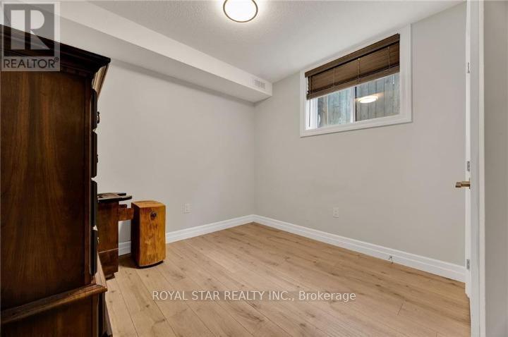 Upper - 119 Waterloo Street, Kitchener, ON - Indoor Photo Showing Other Room