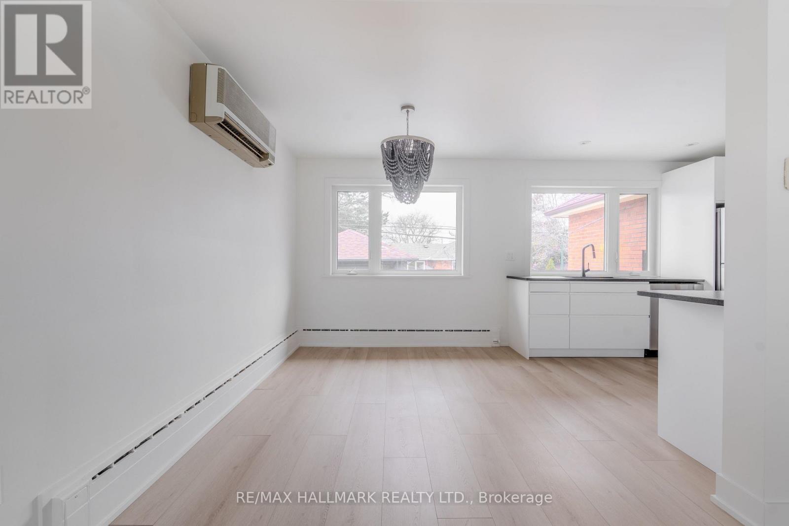 Main - 44 Robertsfield Crescent, Toronto, ON - Indoor Photo Showing Other Room