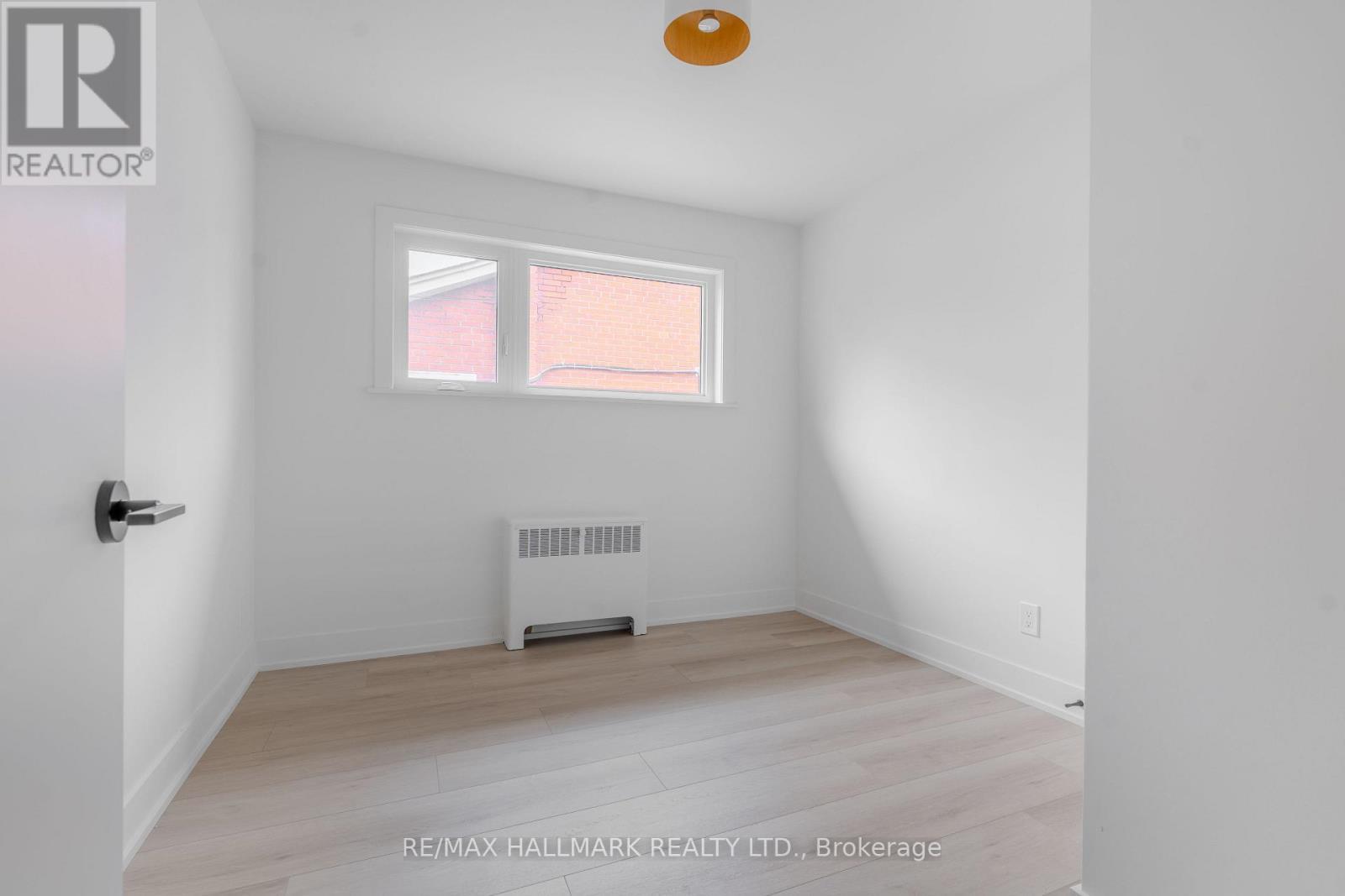 Main - 44 Robertsfield Crescent, Toronto, ON - Indoor Photo Showing Other Room