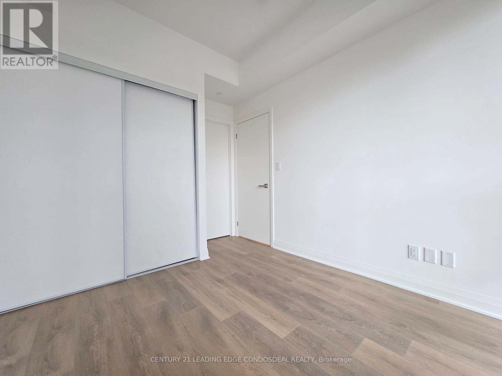 1001 - 4015 The Exchange, Mississauga, ON - Indoor Photo Showing Other Room