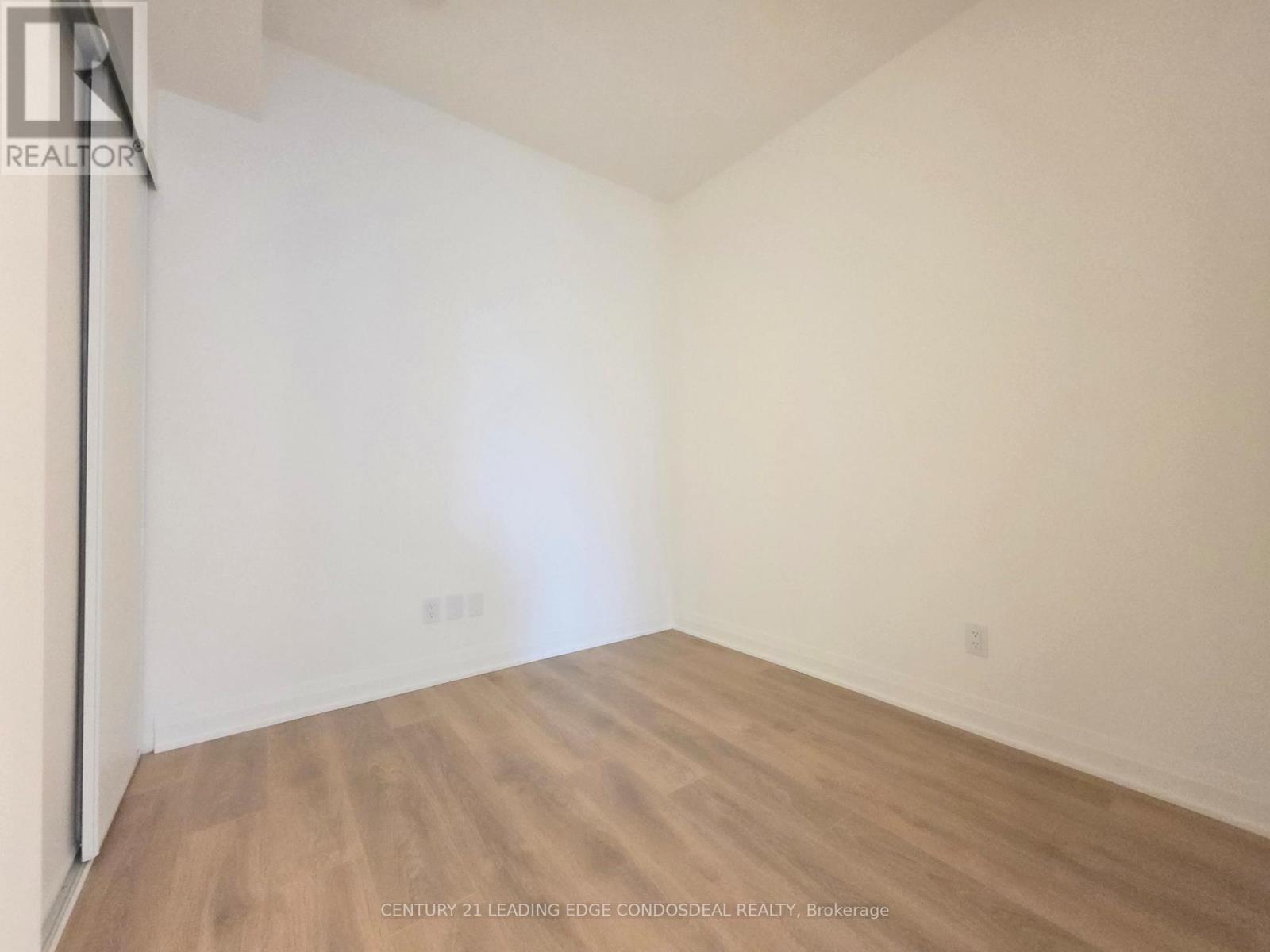 1001 - 4015 The Exchange, Mississauga, ON - Indoor Photo Showing Other Room