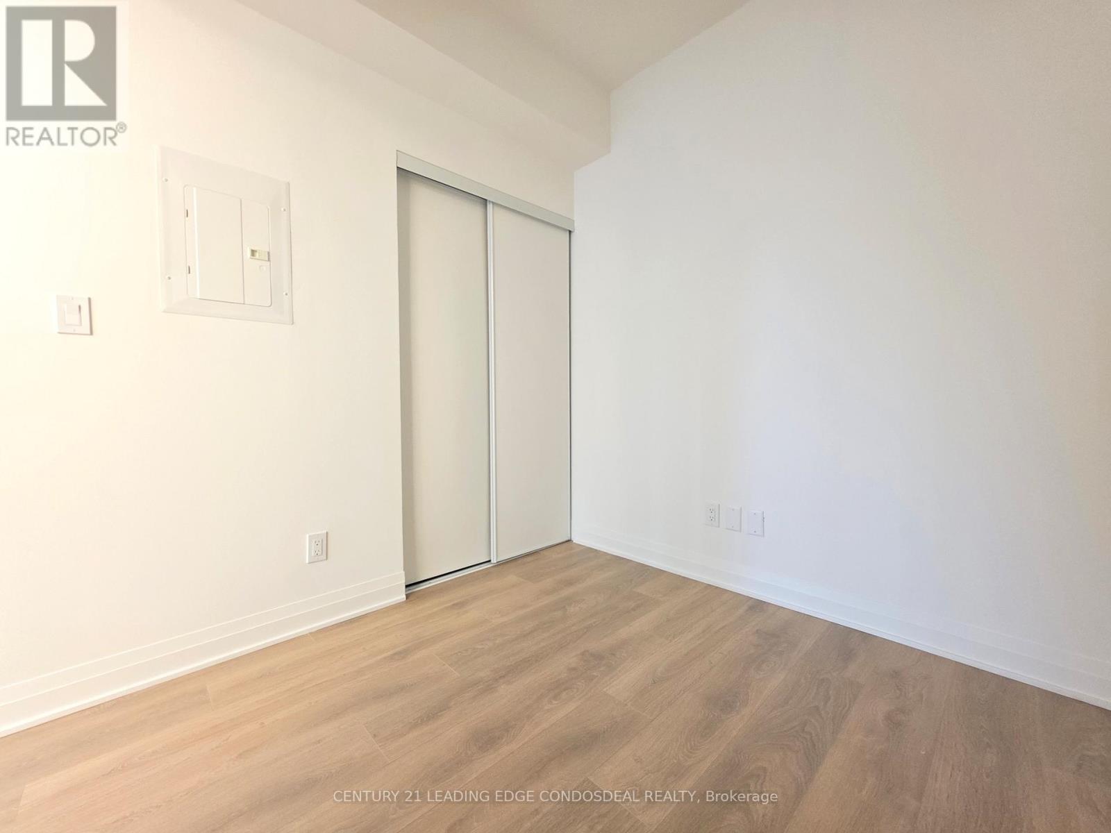 1001 - 4015 The Exchange, Mississauga, ON - Indoor Photo Showing Other Room