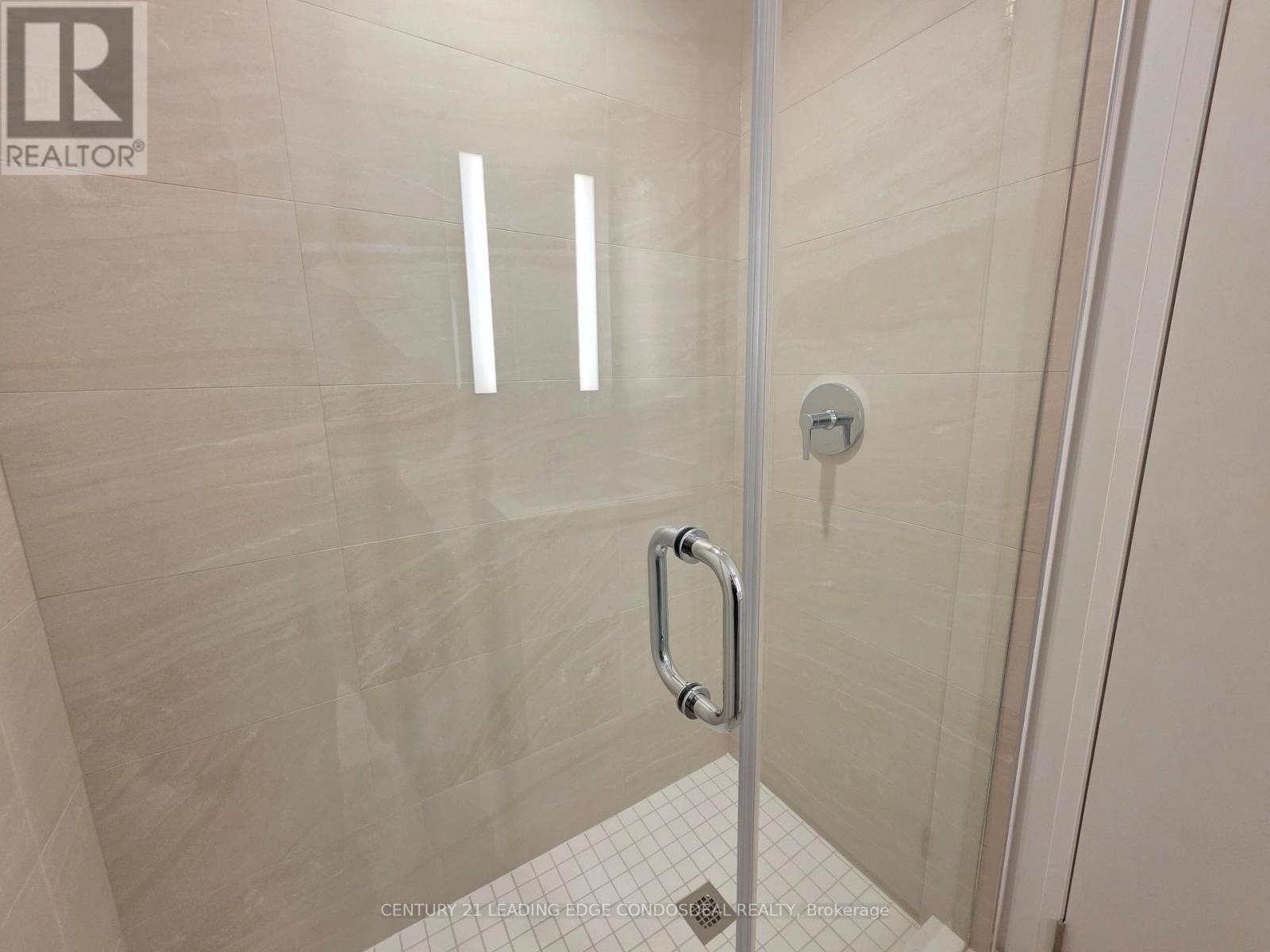 1001 - 4015 The Exchange, Mississauga, ON - Indoor Photo Showing Bathroom