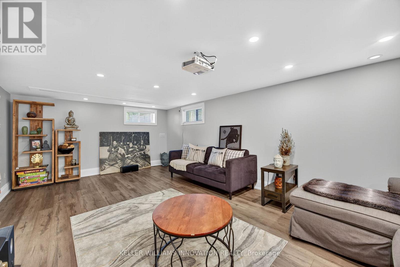 108 Owen Street, Barrie, ON - Indoor