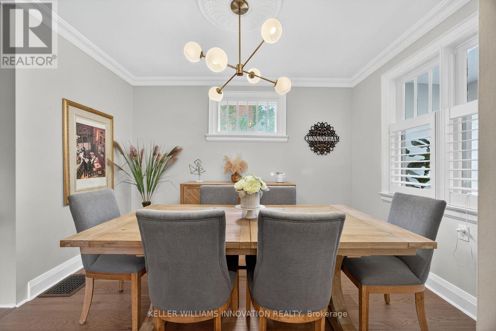 108 Owen Street, Barrie, ON - Indoor Photo Showing Dining Room