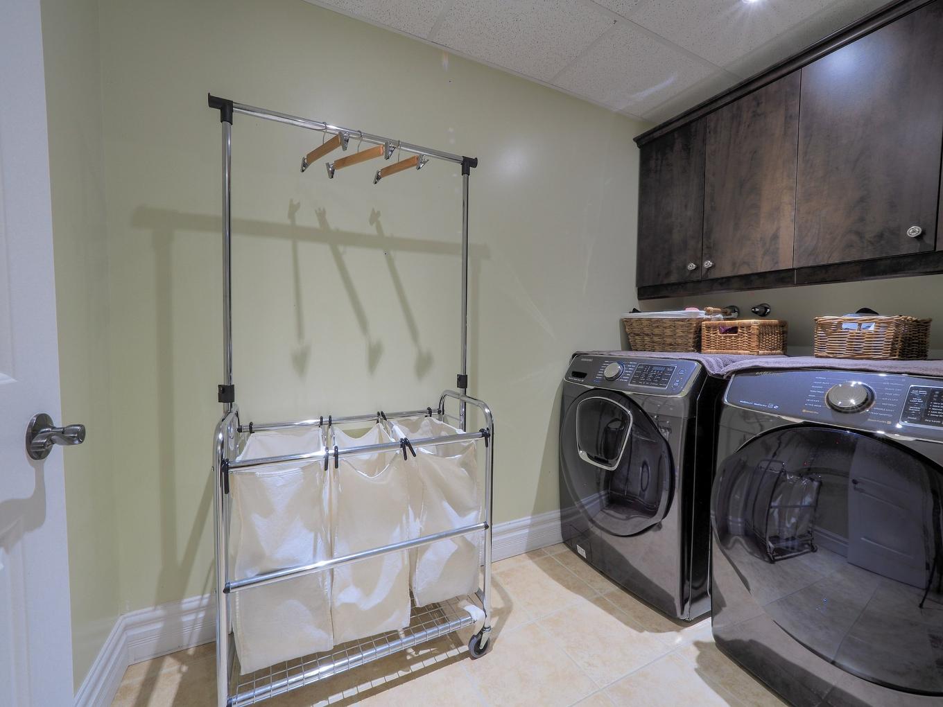 Salle de lavage - 7215 Rue P.-E.-Neveu, Trois-Rivières, QC - Indoor Photo Showing Laundry Room