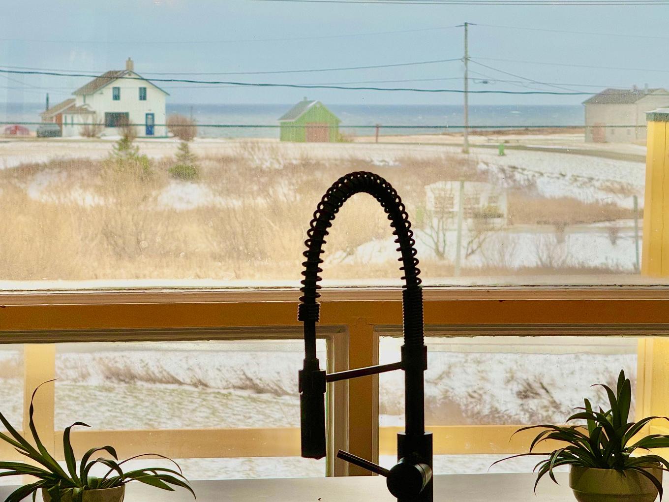 Vue sur l'eau - 3 Ch. Lapierre, Les Îles-De-La-Madeleine, QC - Indoor Photo Showing Other Room
