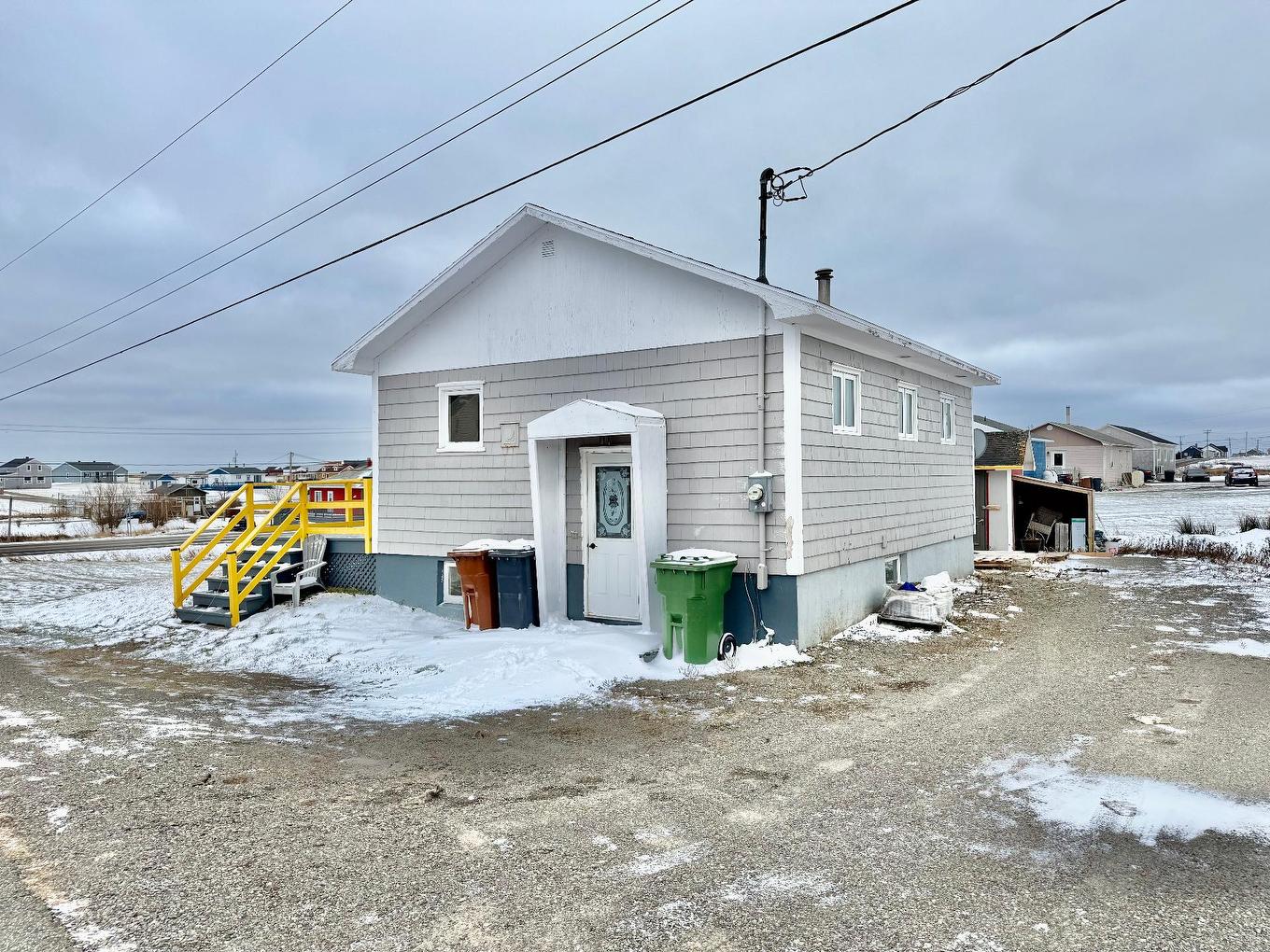 Entrée extérieure - 3 Ch. Lapierre, Les Îles-De-La-Madeleine, QC - Outdoor