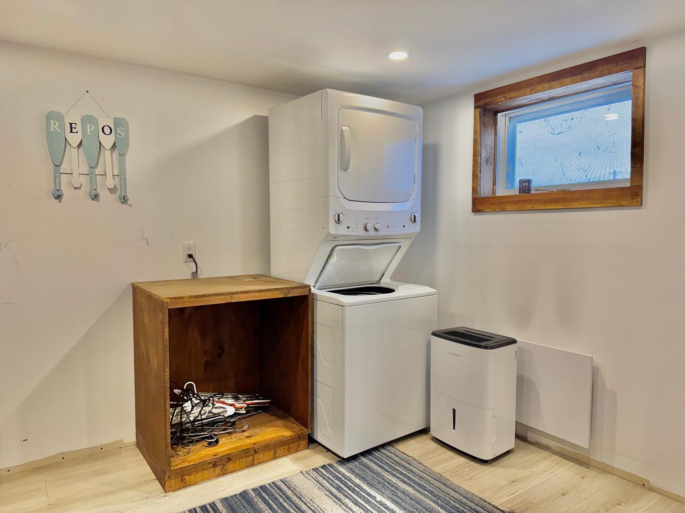 Salle de lavage - 3 Ch. Lapierre, Les Îles-De-La-Madeleine, QC - Indoor Photo Showing Laundry Room