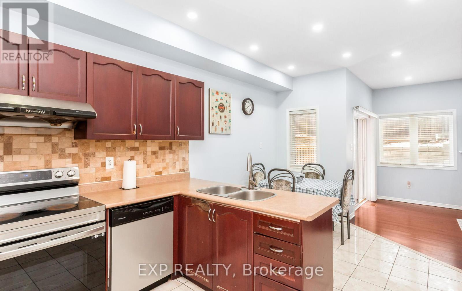 70 Grover Road, Brampton, ON - Indoor Photo Showing Kitchen With Double Sink