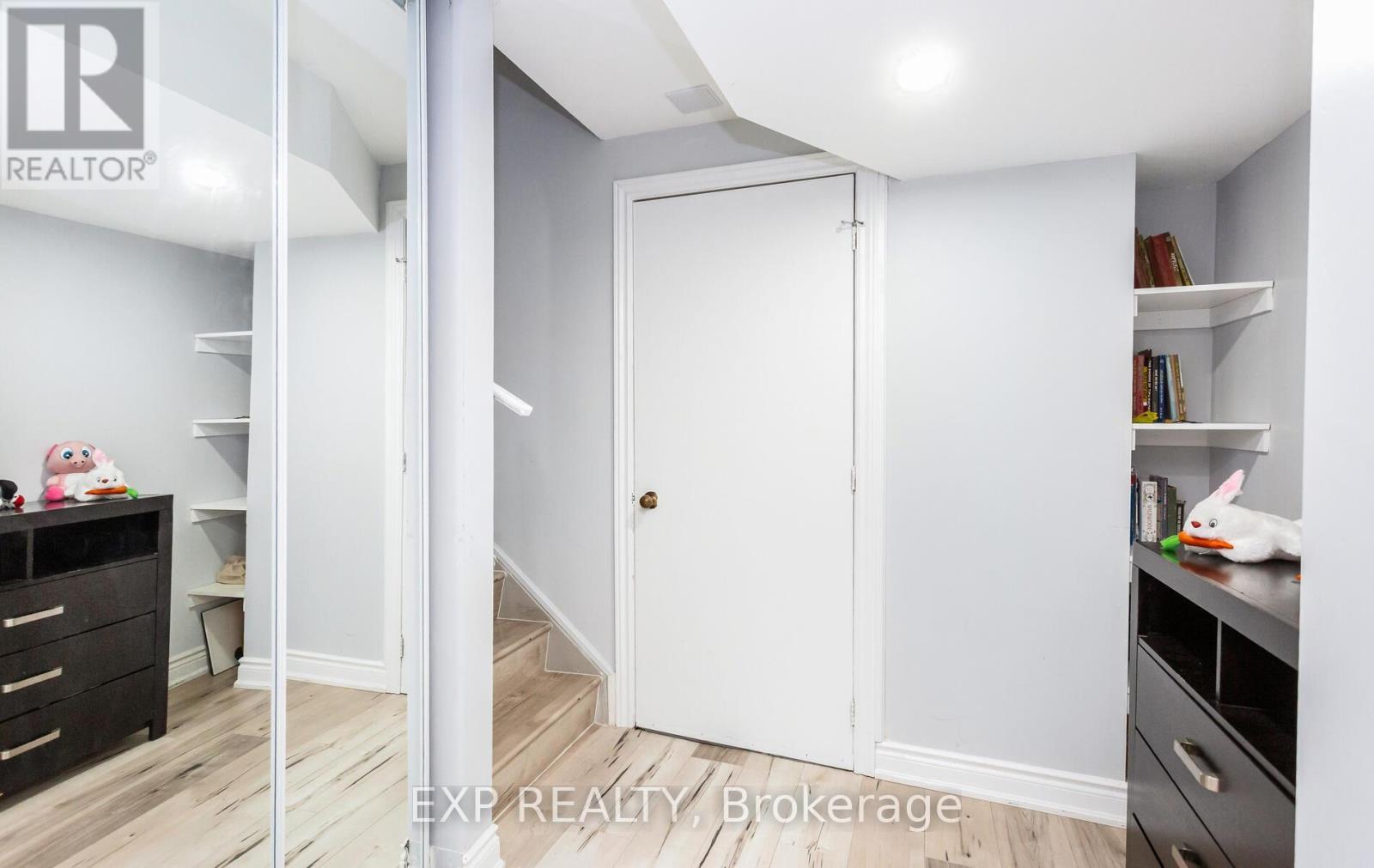 70 Grover Road, Brampton, ON - Indoor