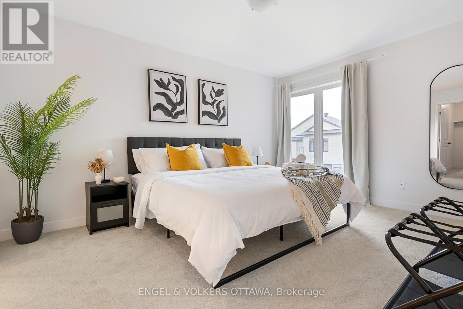 430 Markdale Terrace, Ottawa, ON - Indoor Photo Showing Bedroom