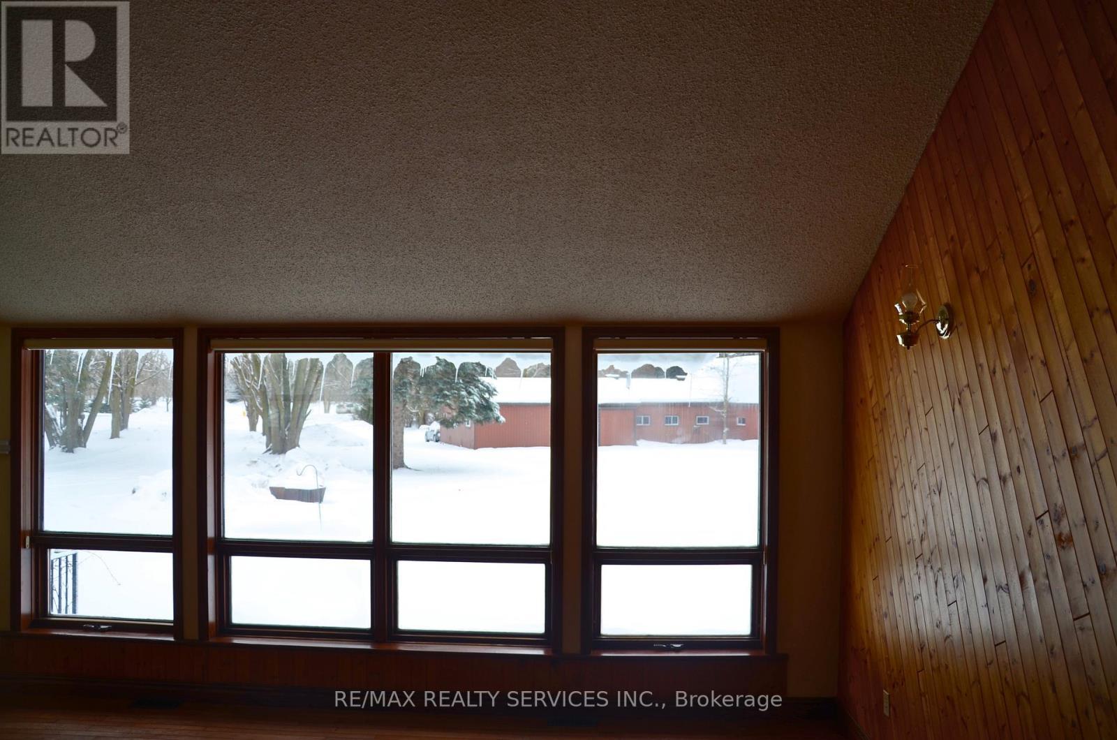 Vie - 1045 Tremaine Avenue S, North Perth, ON - Indoor Photo Showing Other Room