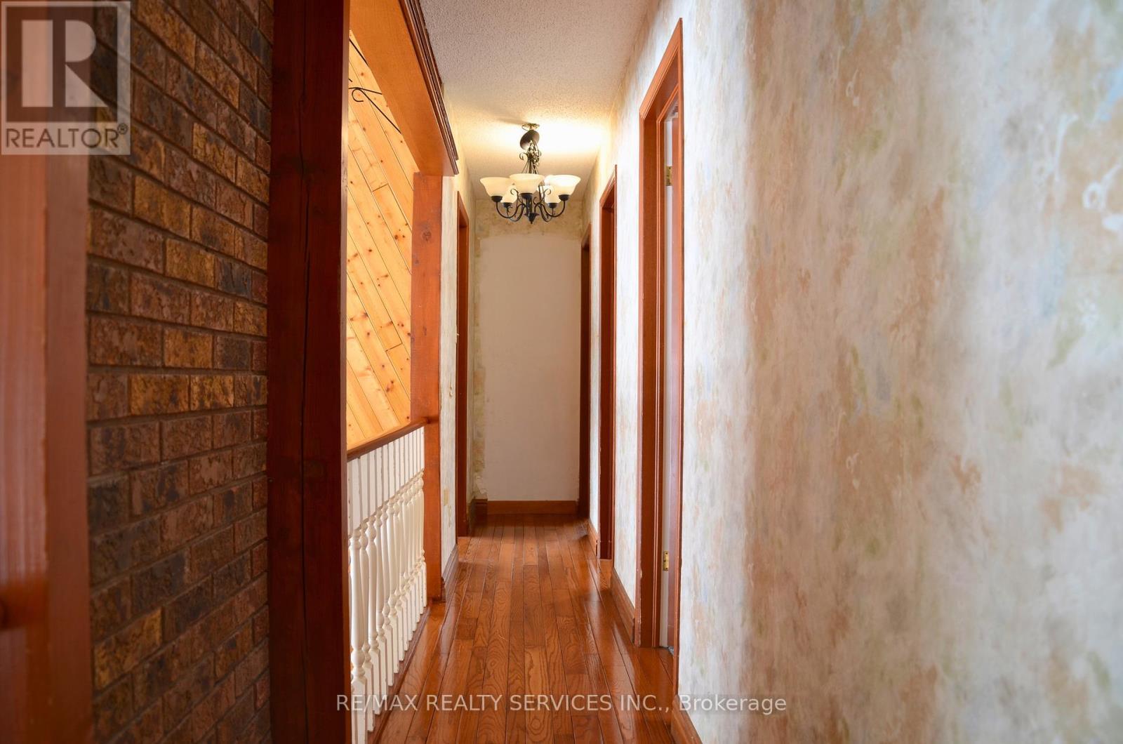 1045 Tremaine Avenue S, North Perth, ON - Indoor Photo Showing Other Room