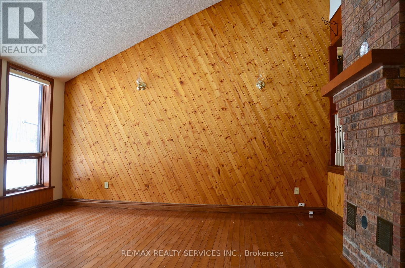 Living - 1045 Tremaine Avenue S, North Perth, ON - Indoor Photo Showing Other Room