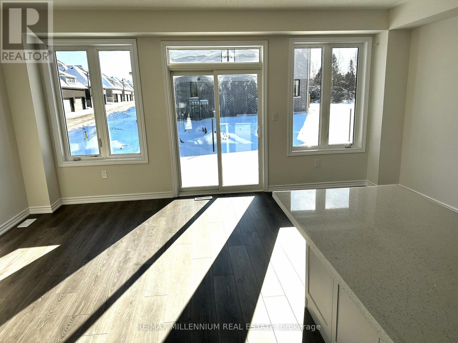 103 Watts Mews, Kawartha Lakes, ON - Indoor Photo Showing Bedroom