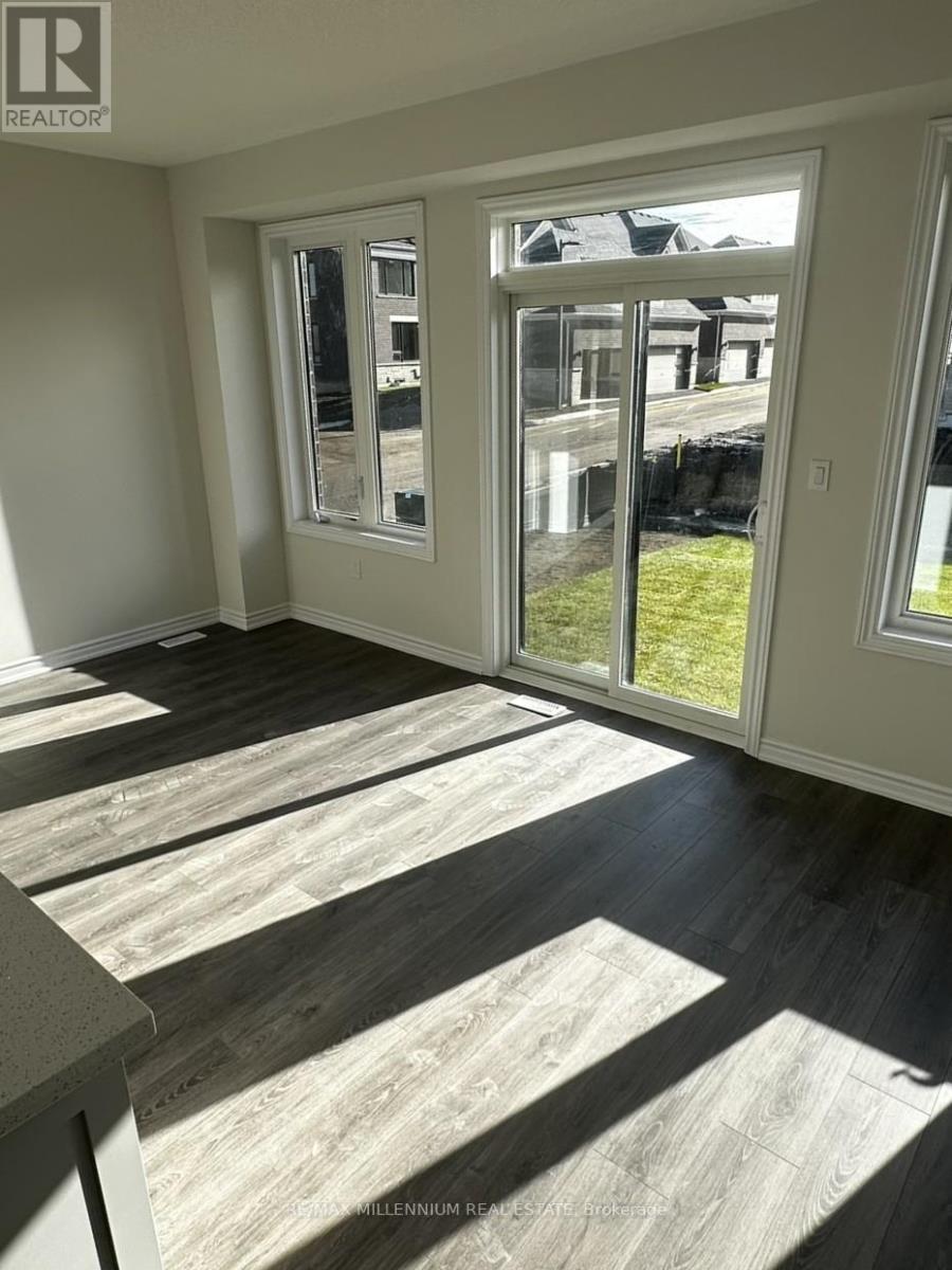 103 Watts Mews, Kawartha Lakes, ON - Indoor Photo Showing Other Room