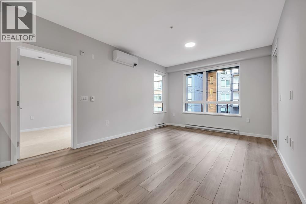 304 629 Cottonwood Avenue, Coquitlam, BC - Indoor Photo Showing Other Room