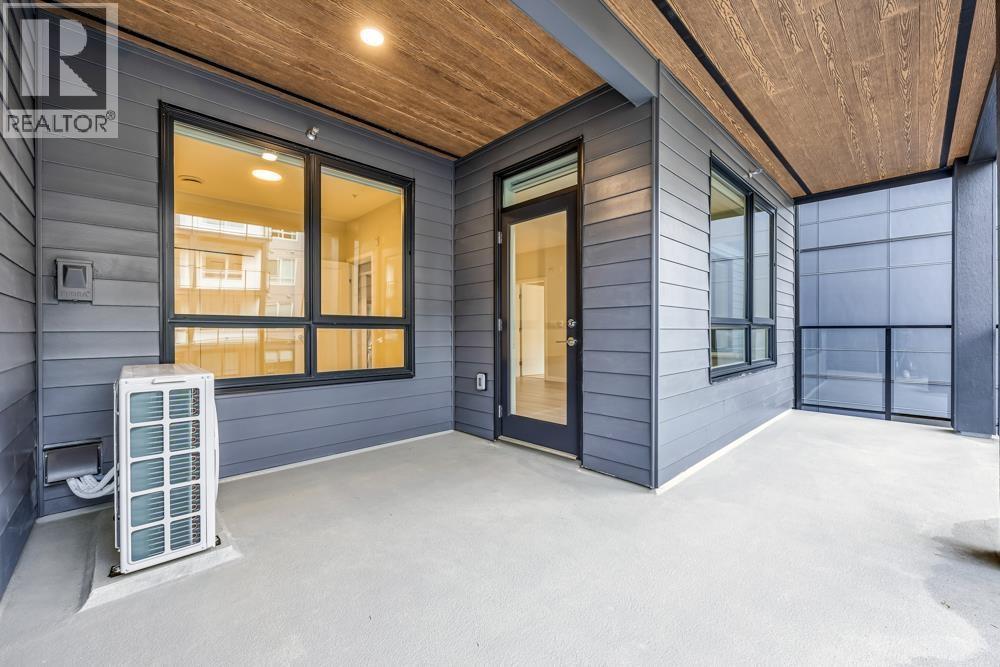 304 629 Cottonwood Avenue, Coquitlam, BC - Outdoor With Balcony With Exterior